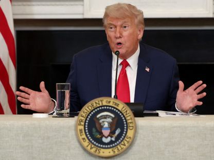الرئيس الأمريكي دونالد ترمب يتحدث للصحافيين في البيت الأبيض. 9 يونيو 2025 - Reuters