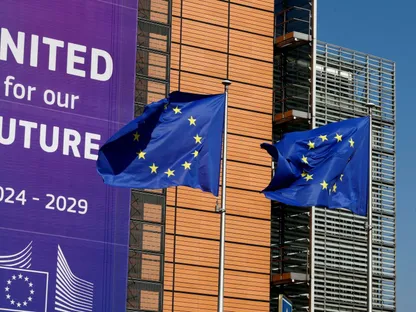 الاتحاد الأوروبي يخصص مئات المليارات من "أموال كورونا" لمشروعات دفاعية