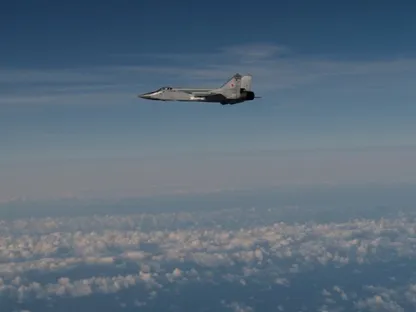 صورة نشرتها القوات المسلحة السويدية لمقاتلة روسية من طراز MiG-31 شاركت في اختراق المجال الجوي لإستونيا. 19 سبتمبر 2025 - REUTERS