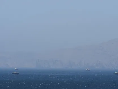 كوريا الجنوبية ترسل مبعوثاً إلى إيران مع استمرار تعطل الملاحة في هرمز