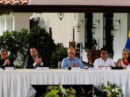 اتفاق أولي بين الحكومة الكولومبية ومتمردي "جيش التحرير الوطني"