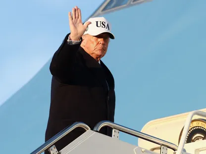 إدارة ترمب تعتزم الإعلان عن تحالف لمرافقة السفن في مضيق هرمز