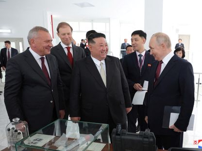 الرئيس الروسي فلاديمير بوتين خلال جولة مع الزعيم الكوري الشمالي كيم جونج أون في روسيا. 13 سبتمبر 2023 - Reuters