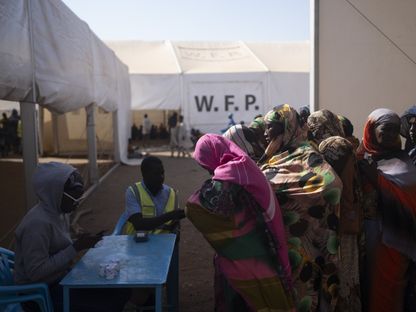 جانب من عمل  برنامج الأغذية العالمي في السودان. 5 مارس 2024 - twitter/WFP_Arabic