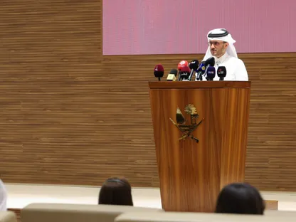 قطر تنفي ادعاءات إيرانية باحتجاز طيارين: نسقنا لتسليم رفات أحدهما