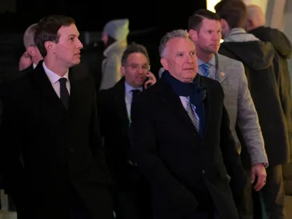 المبعوثان الأميركيان ستيف ويتكوف وجاريد كوشنر في منتدى دافوس، 20 يناير 2026 - Reuters