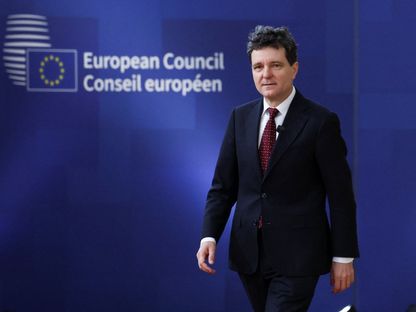 رئيس رومانيا ينتقد "عجز" أوروبا في مواجهة "عالم ترمب الجديد"