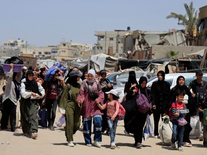فلسطينيون نازحون من خان يونس في جنوب قطاع غزة. 19 مايو 2025 - REUTERS