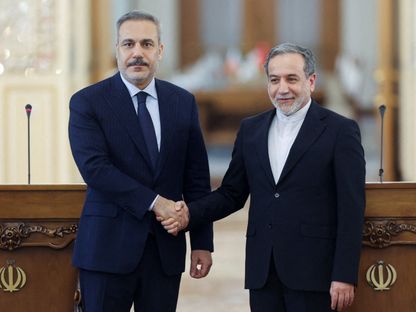 بين التفاهمات والخلافات.. إلى أين يتجه سباق النفوذ بين أنقرة وطهران؟