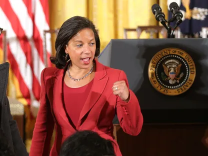 ترمب يهدد نتفليكس بـ"عواقب" إذا لم تطرد سوزان رايس من مجلس إدارتها