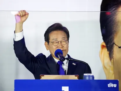 لي جاي ميونج.. من عامل في مصنع إلى رئاسة كوريا الجنوبية