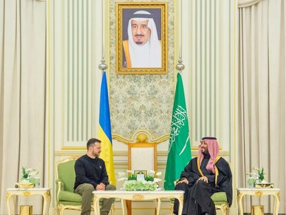 ولي العهد السعودي الأمير محمد بن سلمان يستقبل الرئيس الأوكراني فولوديمير زيلينسكي في الرياض، السعودية. 27 فبراير 2024 - واس