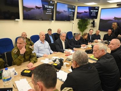 مجلس وزراء الحرب الإسرائيلي برئاسة رئيس الوزراء بنيامين نتنياهو في تل أبيب بإسرائيل. 14 أبريل 2024 - AFP