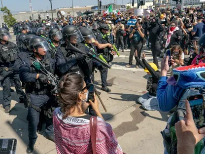 نشر "الحرس الوطني" يؤجج الانقسام السياسي مع استمرار احتجاجات لوس أنجلوس