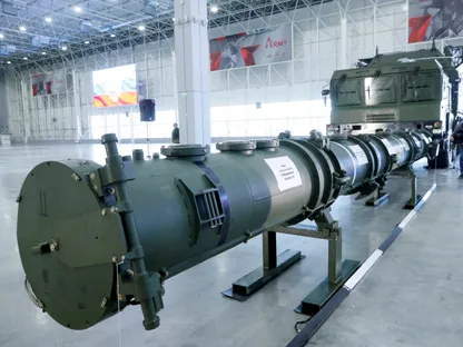 نظام صواريخ كروز  9M729 معروض خلال مؤتمر صحافي، نظمته وزارتا الدفاع والخارجية الروسيتان في مركز باتريوت للمعارض بالقرب من موسكو، روسيا. 23 يناير 2019 - REUTERS