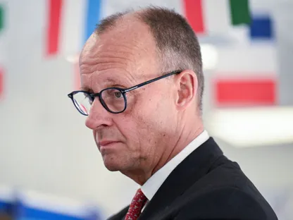 ميرتس يلمّح لتنازل أوكرانيا عن أراض تمهيداً للانضمام إلى الاتحاد الأوروبي