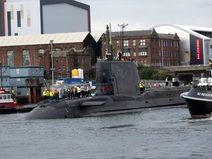 HMS Agamemnon.. بدء اختبار أحدث غواصات بريطانيا النووية الهجومية