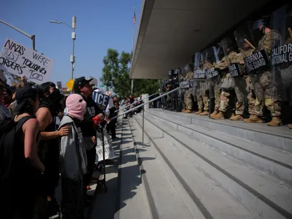 كاليفورنيا تتحدى واشنطن.. معركة قانونية ضد حق ترمب في نشر "الحرس الوطني"