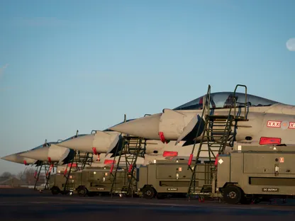 بريطانيا تراجع قدراتها الدفاعية: بناء 6 مصانع جديدة لإنتاج الأسلحة