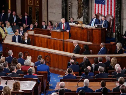 أول مايو.. هل يصبح نقطة تحول في حرب ترمب ضد إيران؟