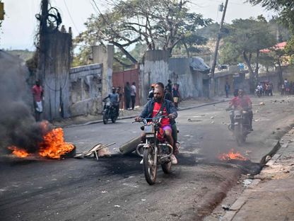 احتجاجات وقطع للطرق في عاصمة هايتي بورت أو برنس. 6 فبراير 2024 - AFP