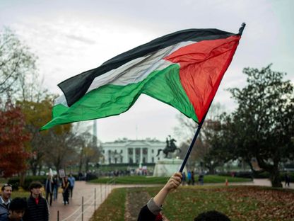 جانب من مظاهرات مؤيدة للفلسطينيين أمام البيت الأبيض في واشنطن. 2 ديسمبر 2023 - REUTERS