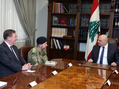 عون: لبنان لا يمكنه خوض حروب الآخرين على أرضه