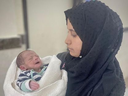 أكثر من 150 ألف امرأة حامل تواجه مخاطر صحية في قطاع غزة