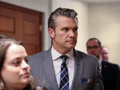 بيت هيجسيث: الحرب مع إيران بدأت للتو