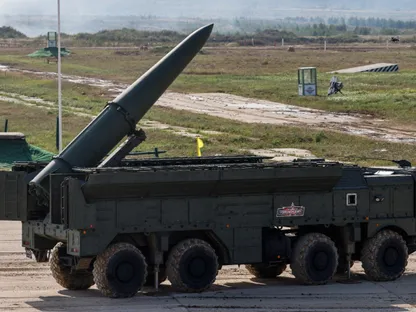 قاذفة صواريخ Iskander-E الروسية خلال المنتدى العسكري والتقني الدولي 2022 في ألابينو خارج موسكو. 17 أغسطس 2022 - Reuters