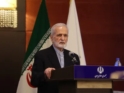 استهداف كمال خرازي.. هل كان يلعب دوراً في محادثات إيران وأميركا لوقف الحرب؟