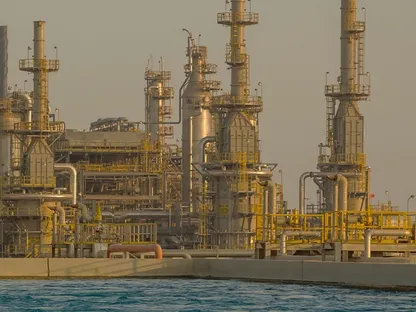 السعودية: توقف العمليات التشغيلية في عدد من منشآت الطاقة نتيجة استهدافات