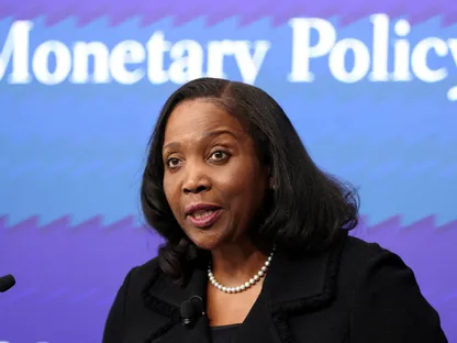 "العليا الأميركية" تستمع لمرافعات بشأن إقالة ليزا كوك من الاحتياطي الفيدرالي