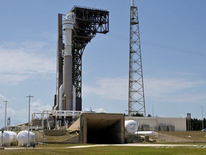 صاروخ United Launch Alliance Atlas V على المنصة بعد محاولة إطلاق اثنين من رواد الفضاء على متن مركبة ستارلاينر التابع لشركة بوينج في فلوريدا، الولايات المتحدة، 7 مايو 2024 - Reuters