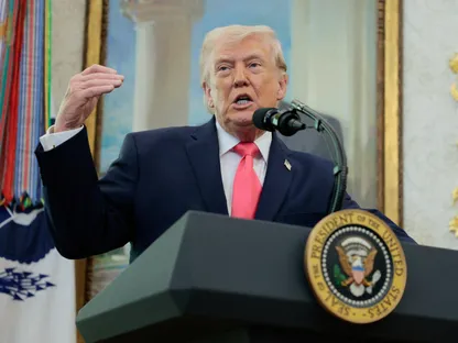 ترمب: إيران قدمت لنا "هدية كبيرة" مرتبطة بالنفط والغاز