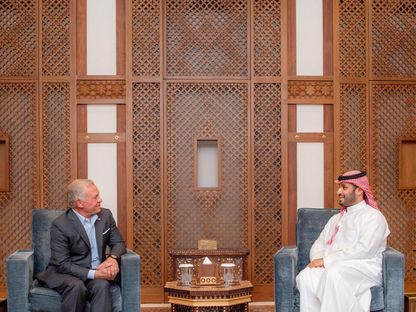 ولي العهد السعودي يستقبل ملك الأردن في جدة