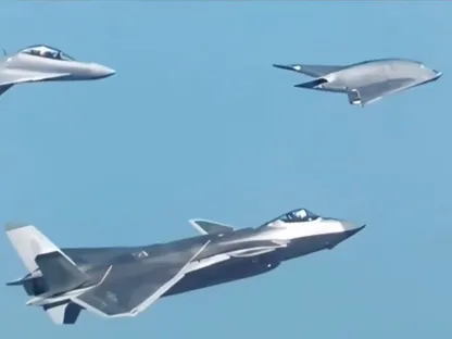 لقطة من فيديو نشرته القوات الجوية الصينية يظهر الطائرة القتالية المسيرة GJ-11 Dark Dragon وهي تحلّق في تشكيل واحد مع مقاتلة التفوق الجوي J-20 وطائرة الهجوم الإلكتروني J-16D. 11 نوفمبر 2025 - X@zhao_dashuai