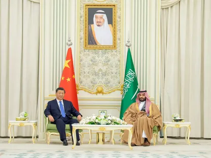 ولي العهد السعودي والرئيس الصيني يبحثان مستجدات الأوضاع في المنطقة وجهود خفض التصعيد