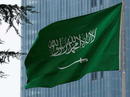 السعودية ودول خليجية والأردن تجدد إدانتها لـ"الاعتداءات الإيرانية السافرة"