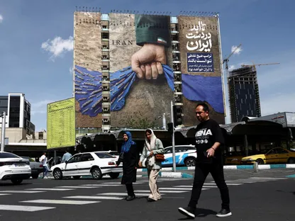إيران تدرس رد أميركا على مقترحها لإنهاء الحرب.. وواشنطن: منخرطون في المحادثات