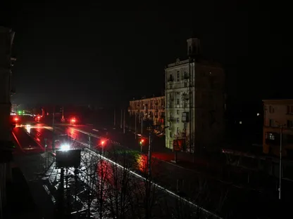 روسيا تقصف منشآت طاقة وموانئ أوكرانية.. وزيلينسكي يندد: "لا مبرر"