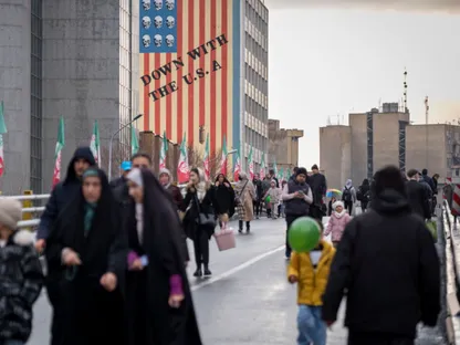 على أعتاب جولة جديدة.. ترمب يشيد بـ"محادثات جيدة" مع إيران ويجدد التلويح بالخيار العسكري