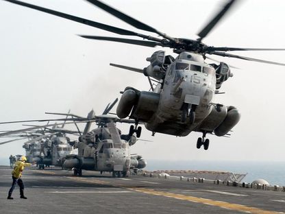 طائرة أميركية من طراز Sikorsky CH-53E Super Stallion - navair.navy.mil