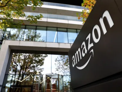 "أمازون" تكشف عن هجوم إلكتروني استهدف عشرات الدول باستخدام أدوات الذكاء الاصطناعي