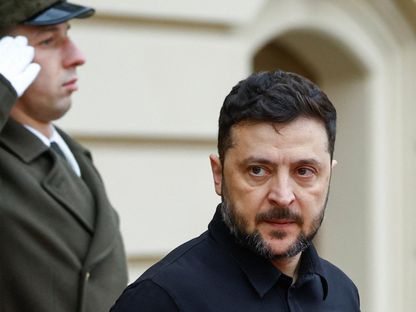 زيلينسكي في فيلنيوس لإجراء محادثات مع نظيريه الليتواني والبولندي