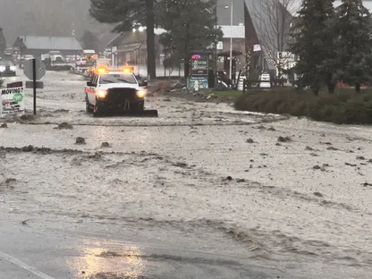 أميركا.. تعطل آلاف الرحلات الجوية بعد تحذيرات من عاصفة شتوية