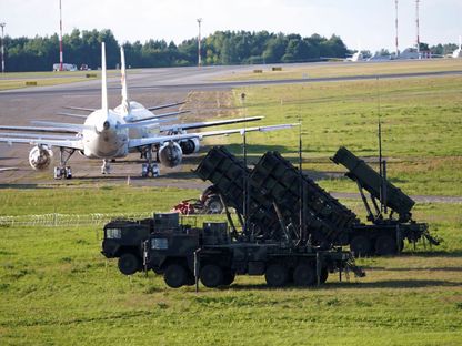 قاذفات صواريخ "باتريوت" الألمانية في مطار فيلنيوس، ليتوانيا. 7 يوليو 2023 - REUTERS