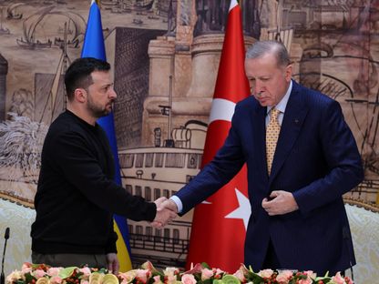 أردوغان يعلن استعداده لاستضافة قمة للسلام بين روسيا وأوكرانيا
