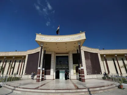العراق.. اعترافات وكيل وزارة النفط تقود إلى اعتقال نواب ومسؤولين في قضايا فساد