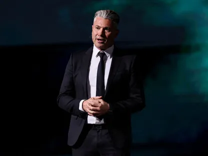 صورة أرشيفية: طارق أمين، الرئيس التنفيذي لشركة (هيوماين)، يحضر منتدى الاستثمار السعودي-الأميركي في الرياض، المملكة العربية السعودية. 13 مايو 2025. - REUTERS